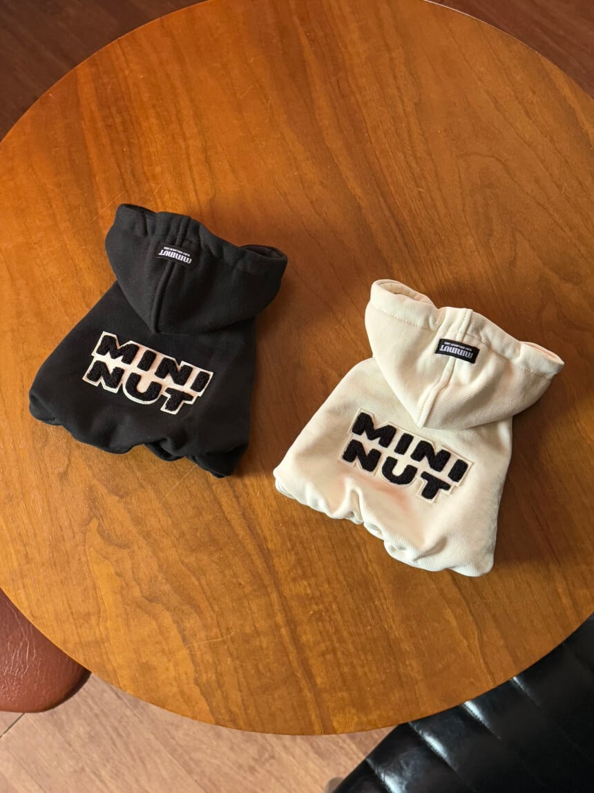 韓国ブランド　mininut logo patch hoodie パーカー 韓国ブランド mininut logo patch hoodie パーカー 【公式通販】