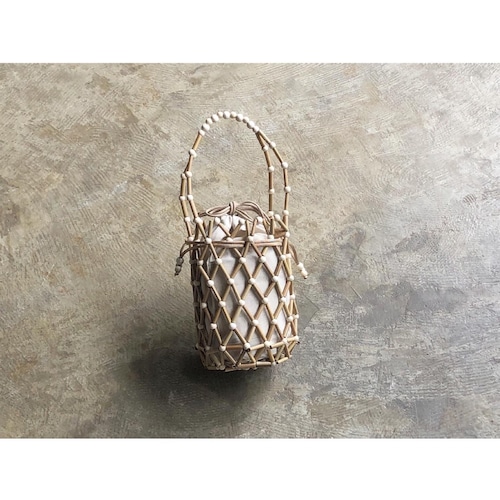 The Bagmati(バグマティ) Wood Beads Drawstring  Handle Bag