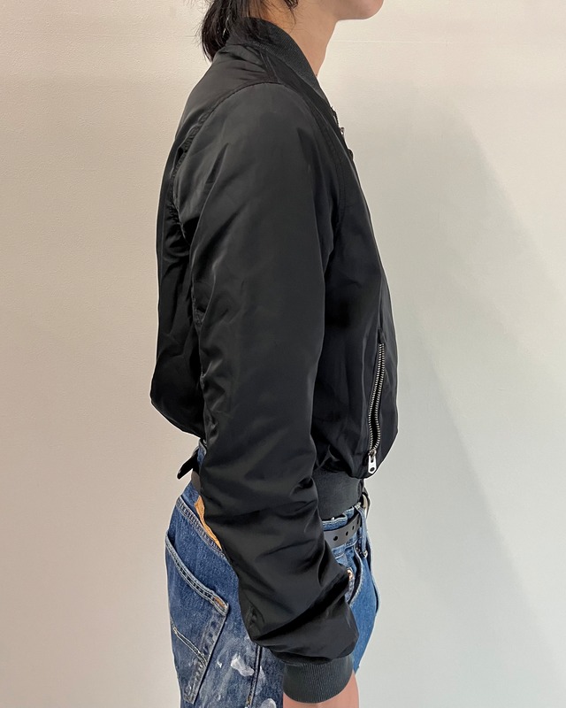 Lee minimal MA-1 jacket