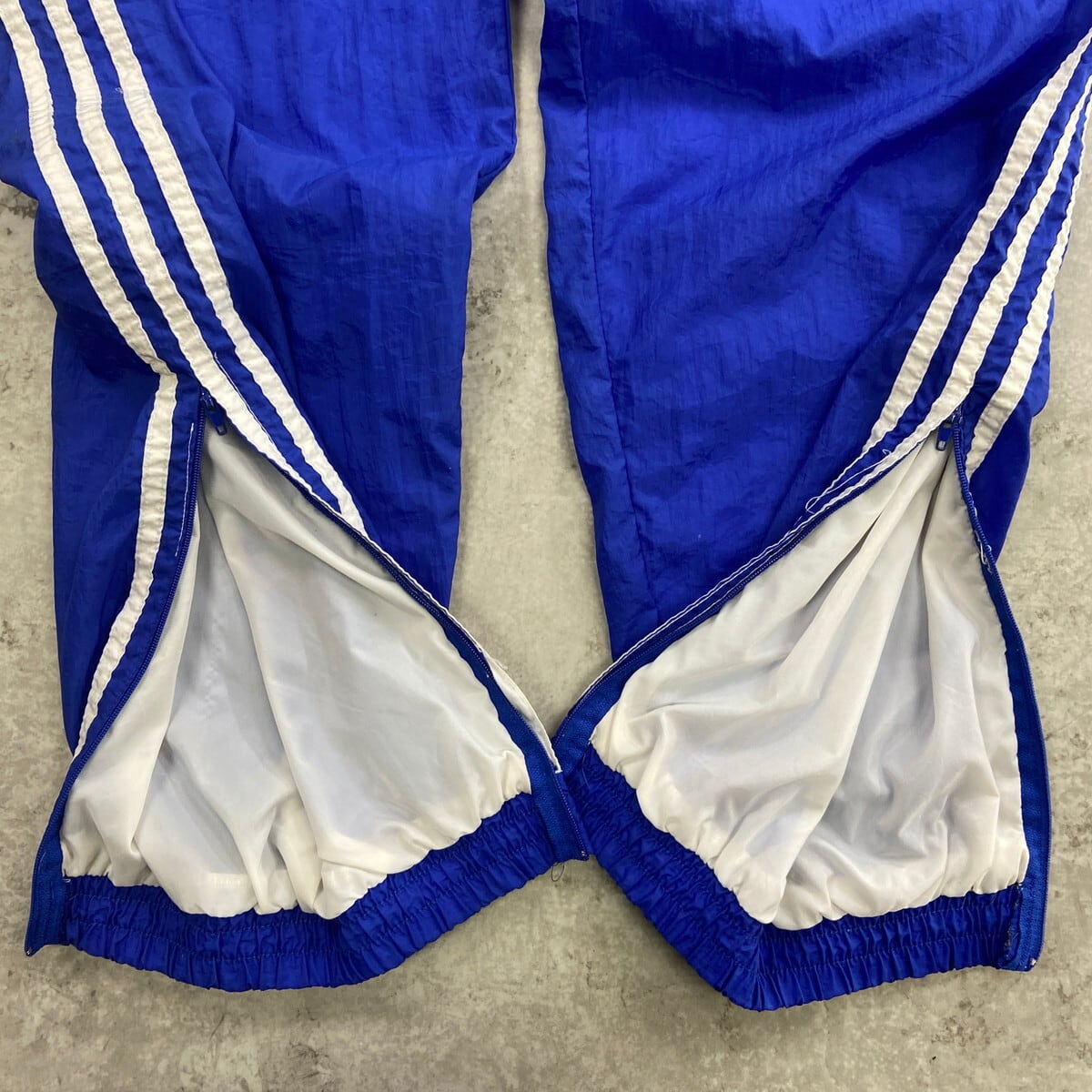 90年代 adidas アディダス ナイロン ウォームアップパンツ メンズM相当
