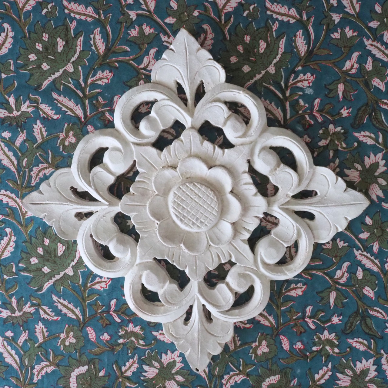 ブロックプリント生地【50cm単位】インド綿  片耳デザイン付き 花柄 グリーン #45894-GR1