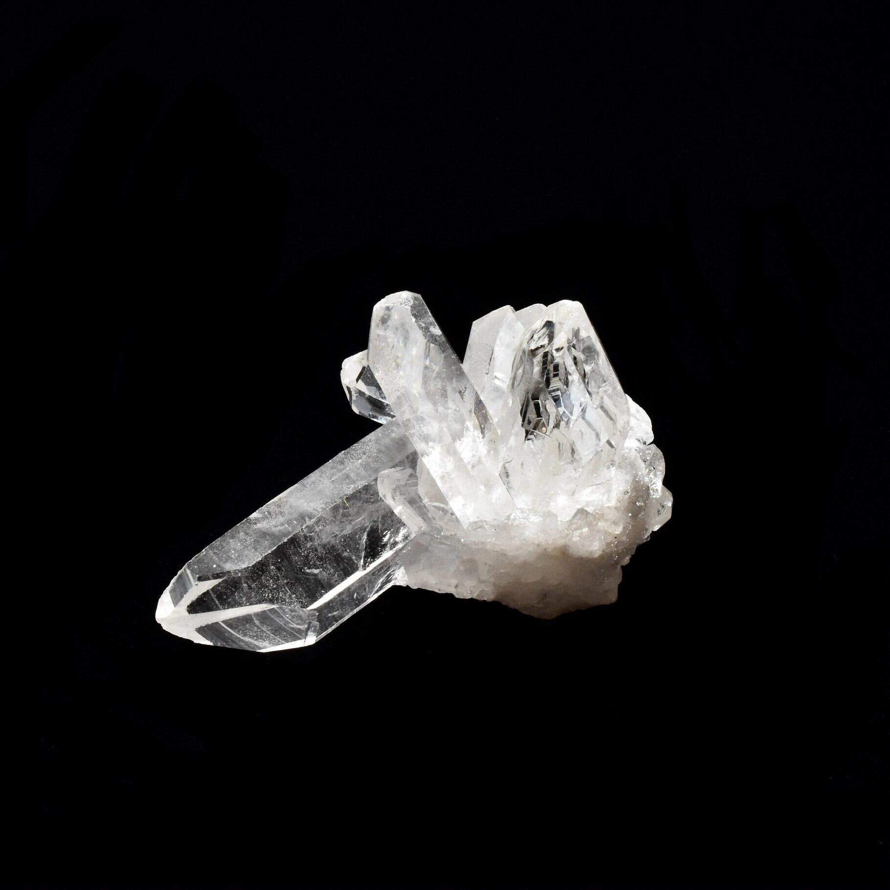 高品質 　虹入り　ブラジル　トマスゴンサガ産　クラスター　クリスタル 虹入り》希少！トマスゴンサガ産 水晶クラスター ブラジル ミナス