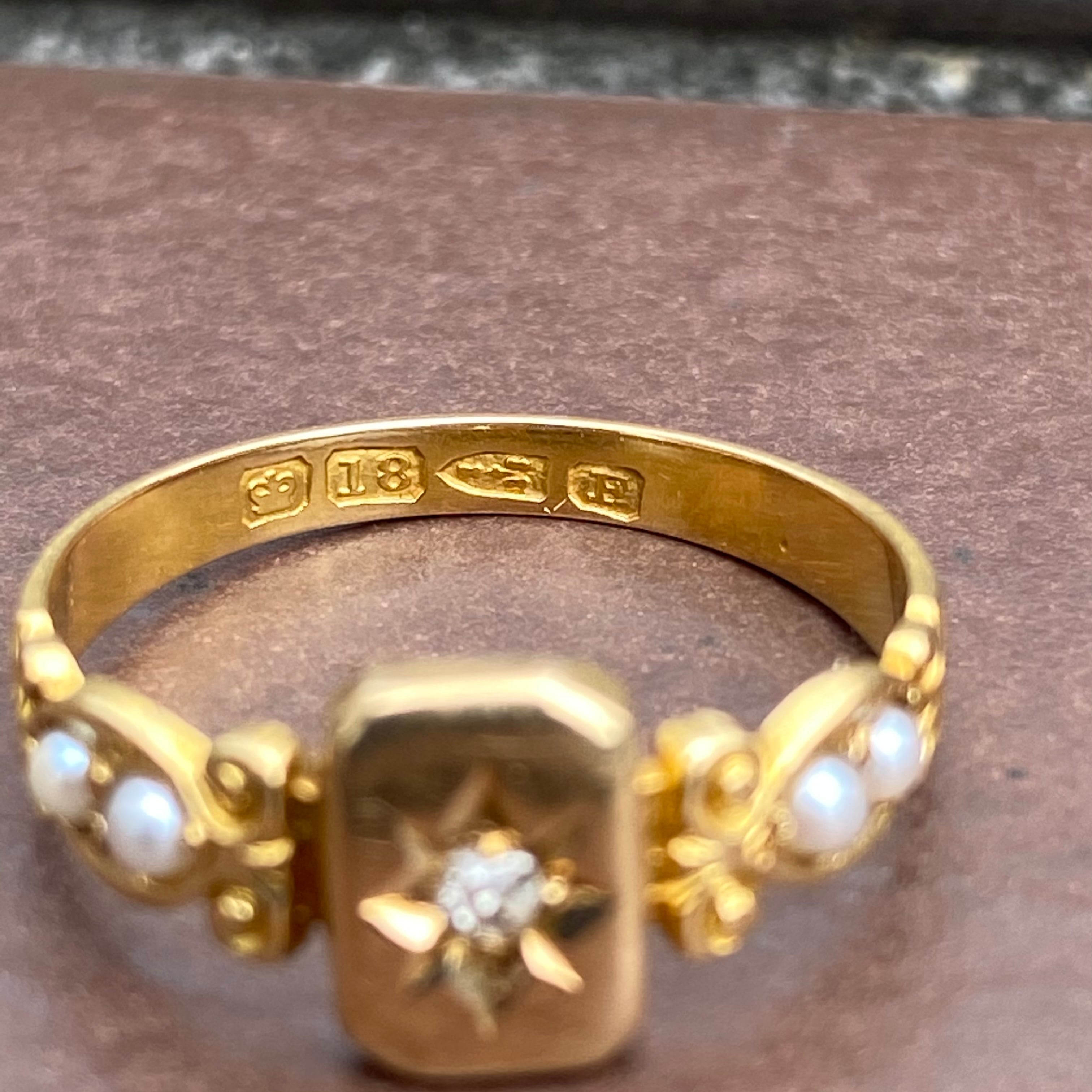 1889年アンティークリングイギリス英国ホールマーク18金リング