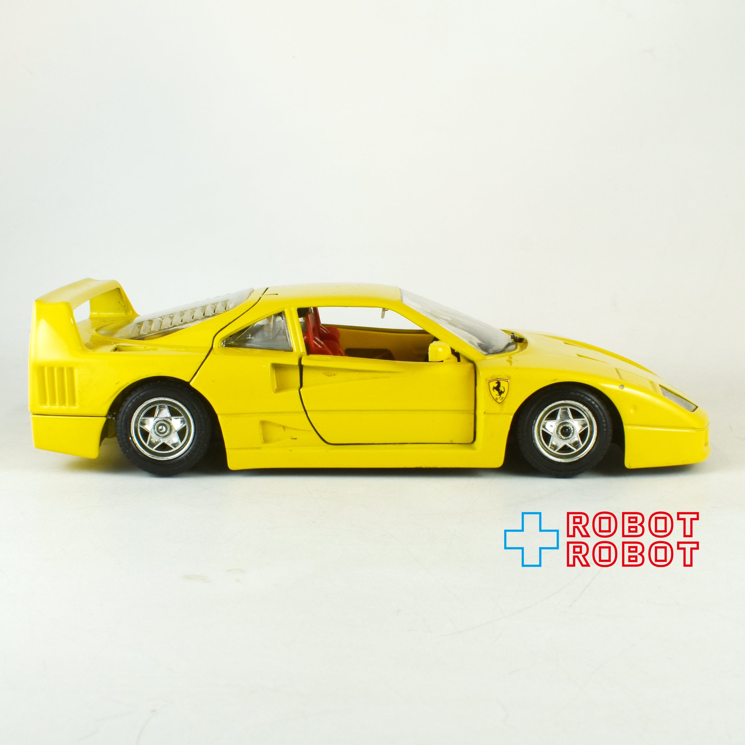 ⚫️Burago ブラーゴ フェラーリ F40 イエロー 1/24 ダイキャスト