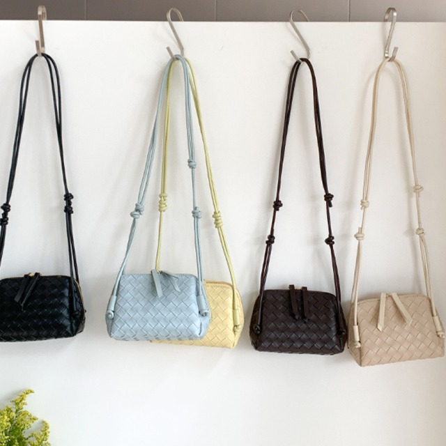 intrecciato design mini shoulder bag　L0504