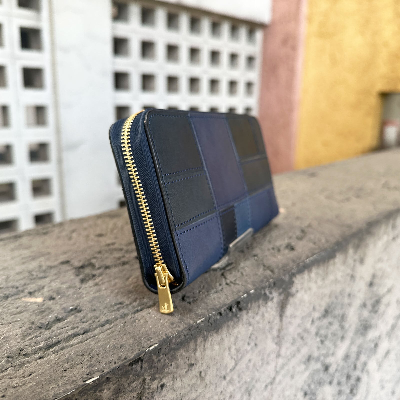 栃木レザー×タンロー パッチワークPat.Zip | D.I.Y plus