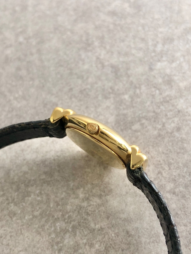 GUCCI グッチ 腕時計 ゴールド ブラック レザー リザード型押し クウォーツ 5300L vintage ヴィンテージ オールド j7kah7