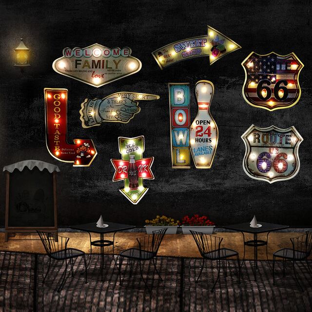 アメリカンレトロLEDライト壁の装飾品、アイアンウォールのバーカフェ