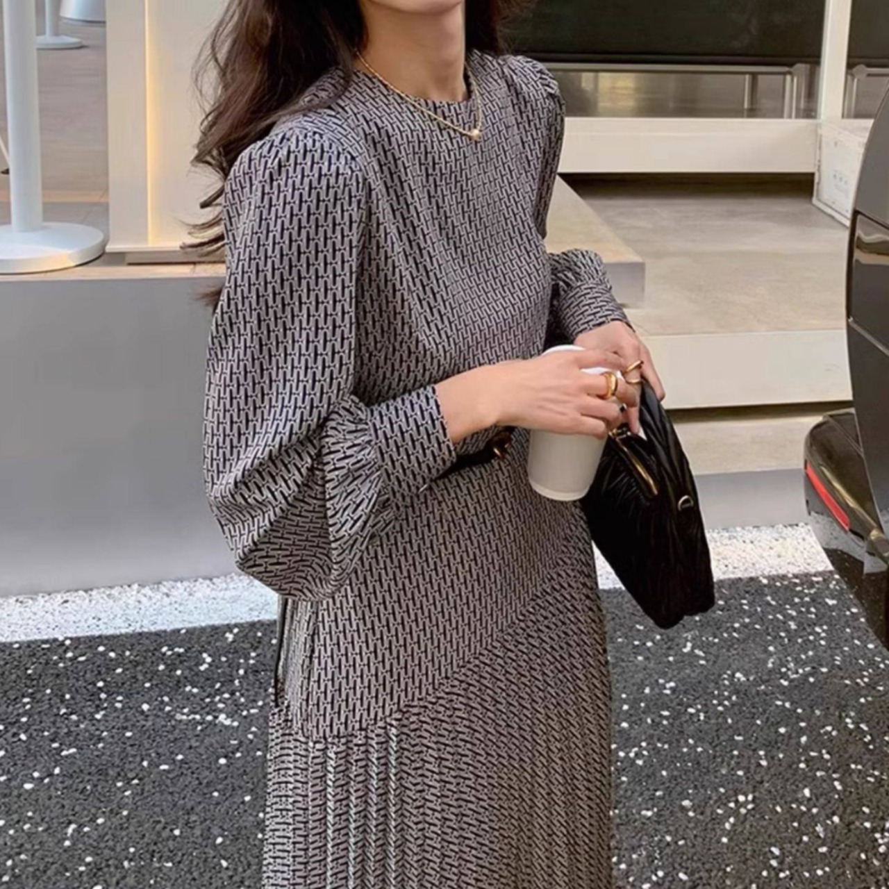 ジオメトリック柄 プリーツ ワンピース W01420