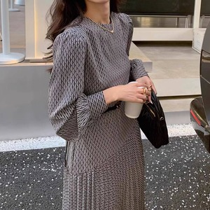 ジオメトリック柄 プリーツ ワンピース W01420