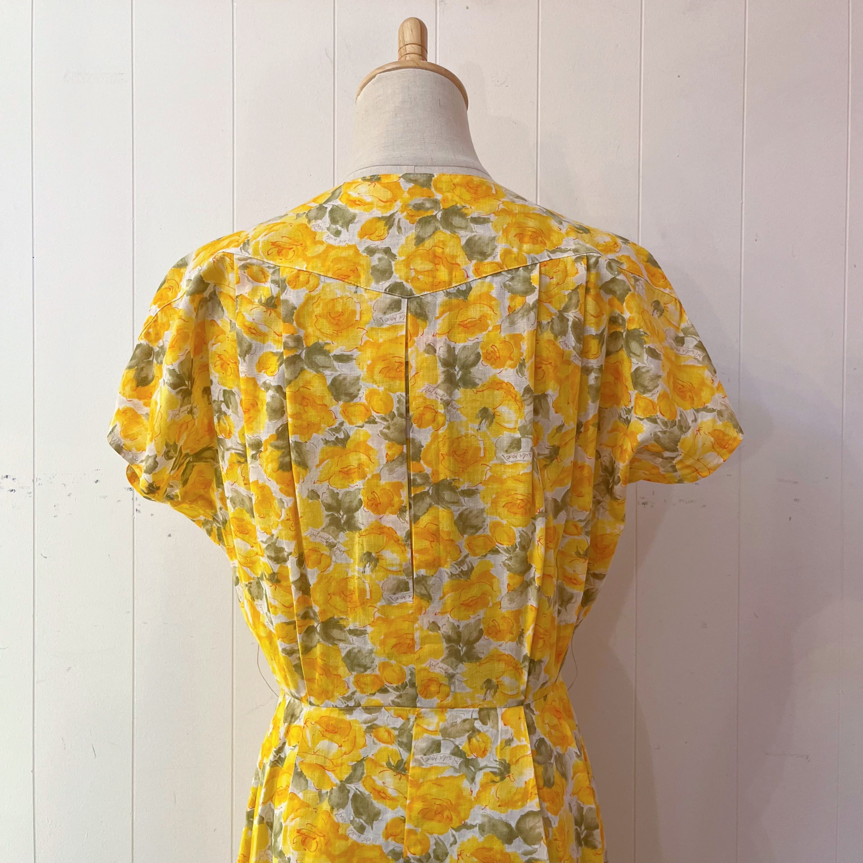 yellow rose white button one-piece