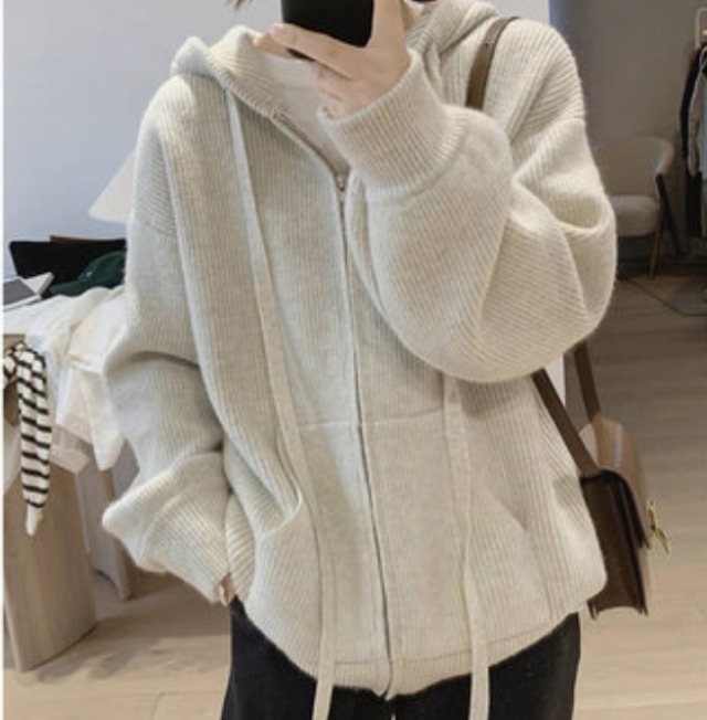 トップス デート カットソー ニットソー セーター 上着 袖あり 長袖 かわいい 大人可愛い きれいめ シンプル カジュアル 大人 上品 おしゃれ お洒落 主役級 存在感 春 秋 冬 10代 20代 レディース 女性用 OL 学生 デート お出かけ 公園デビュー 女子会 お泊まり 休日 旅行 着回し 普段使い ファッション コーデ 楽ちん トレンド 流行 インスタ映え フリーサイズ ゆったり ゆる 青 ブルー カーキ イエロー ピンク アプリコット