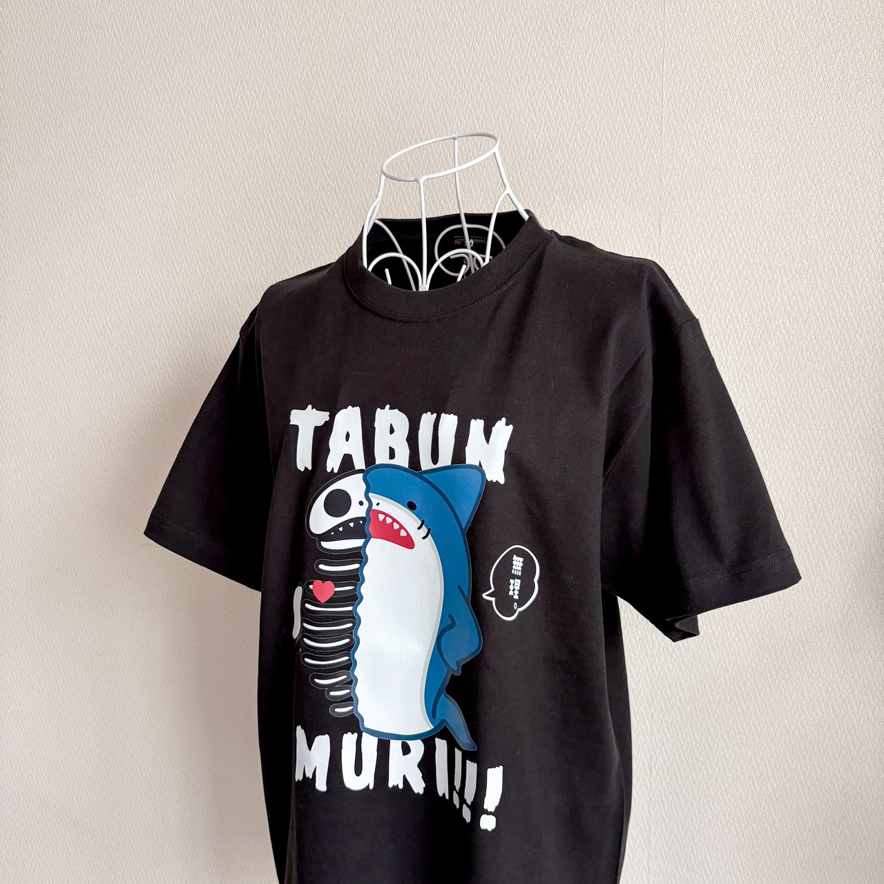 【はんぶん!? BONESサメTシャツ】半分スケルトンサメデザイン｜おもしろサメT ユニセックス - 6