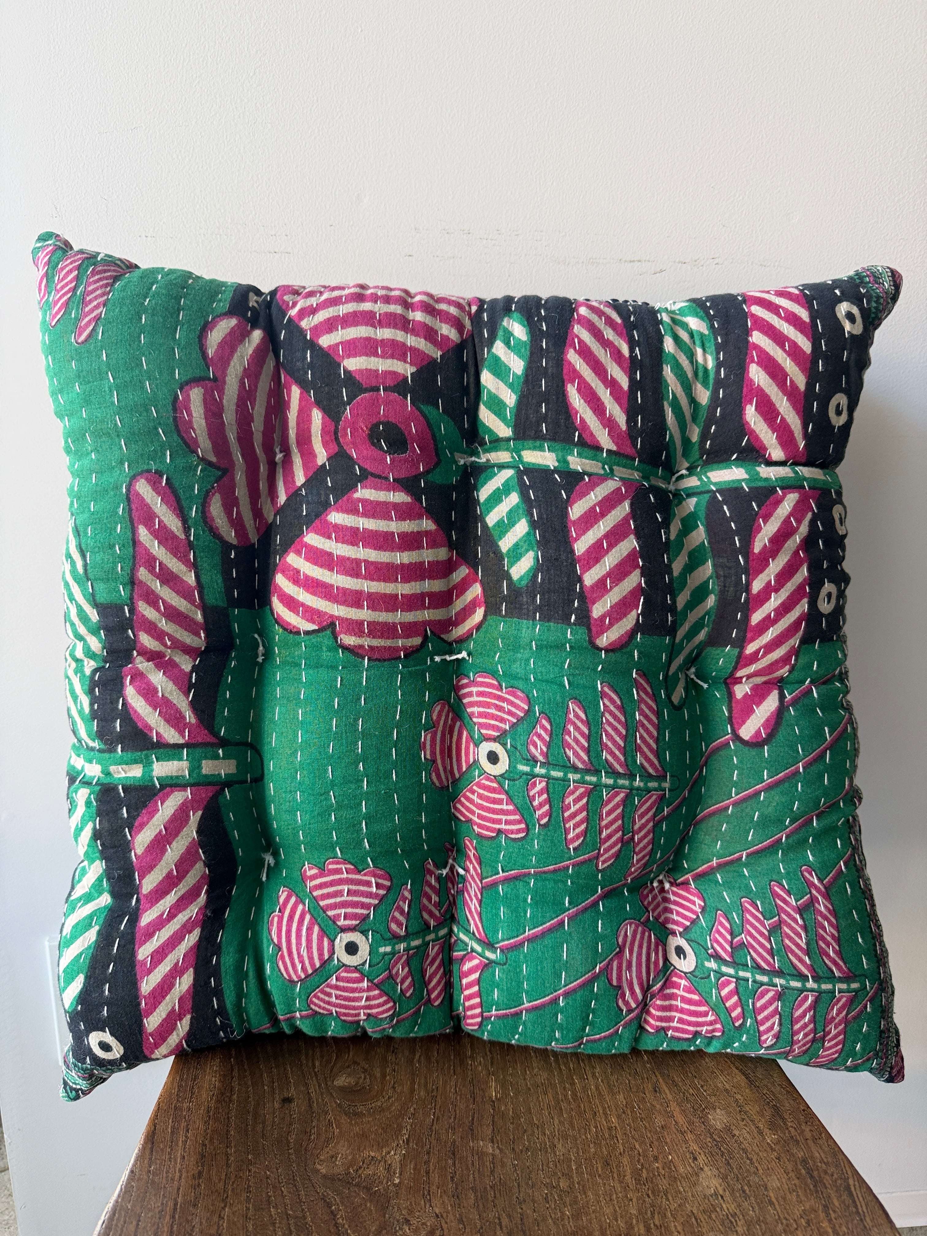 インド ヴィンテージ キルト 猫座布団 IN039