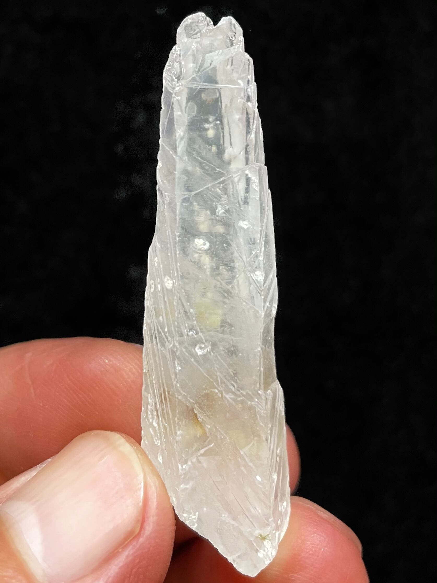 6) 高千穂天岩戸水晶・安らぎ