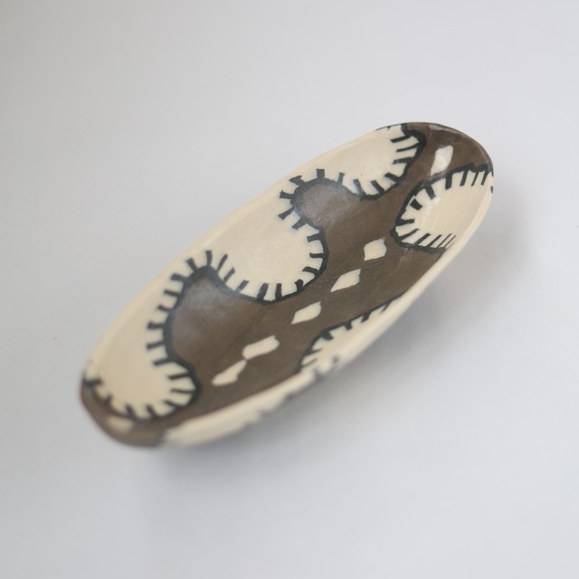 Nerikomico - タパ柄のボート皿 (made in Japan)