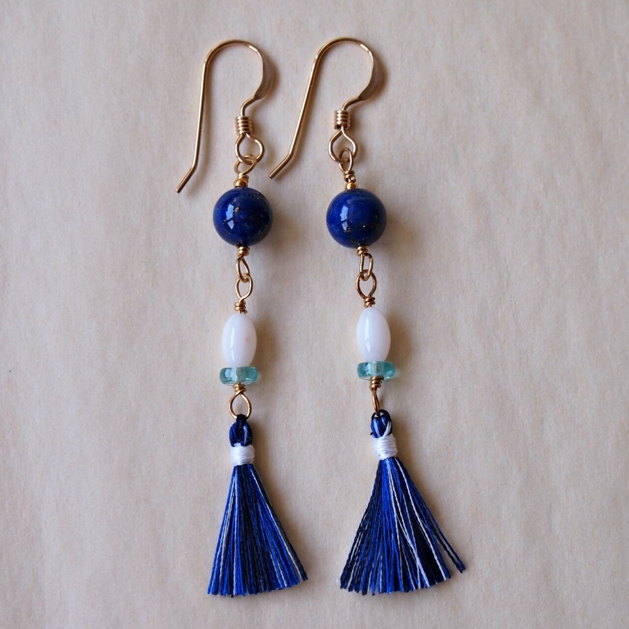 白珊瑚/K14GF/ラピスラズリ/手織り絹糸/タッセルピアス | ChocoRal Jewelry