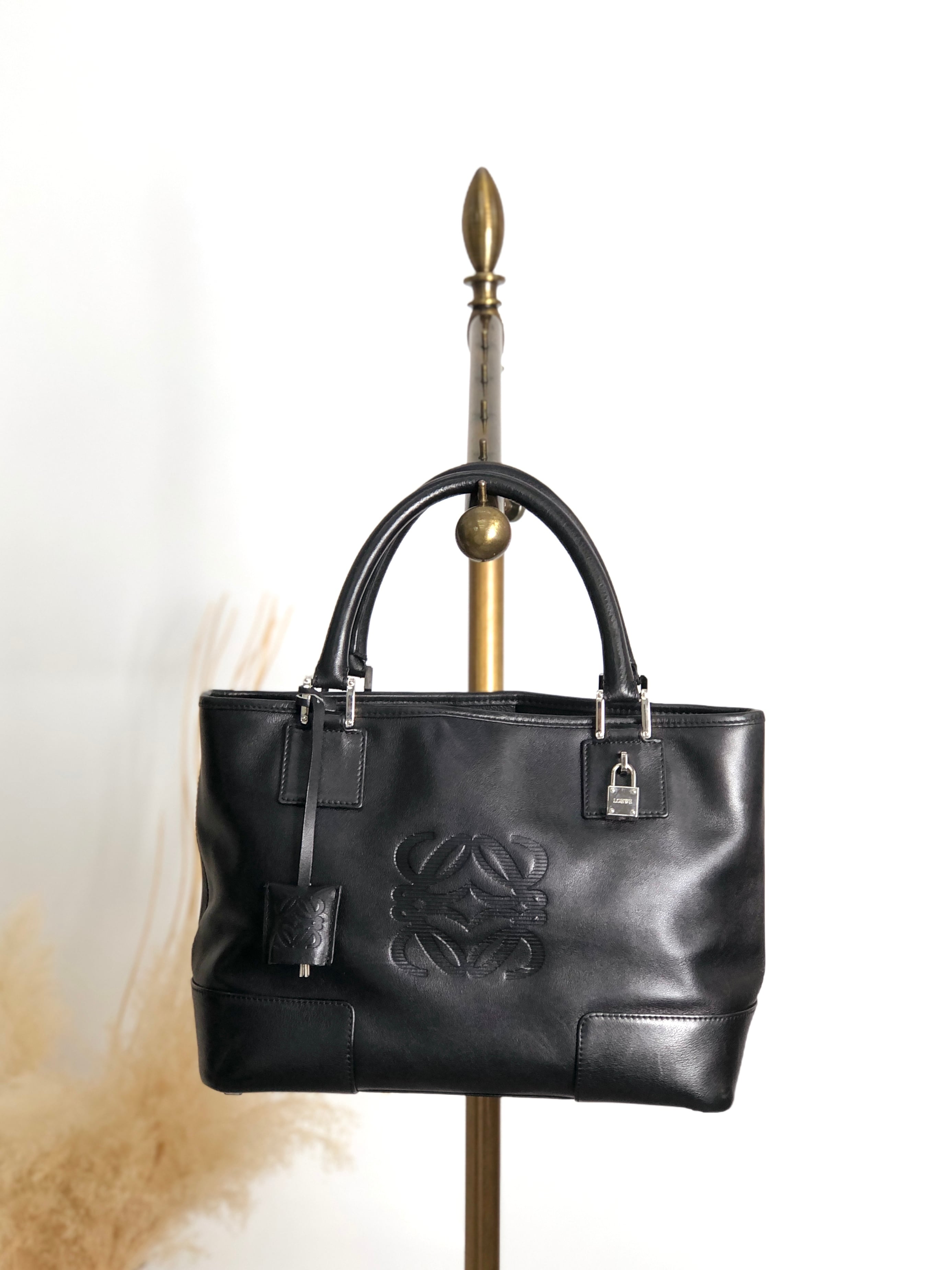 LOEWE ロエベ トートバッグ ブラック アナグラム カデナ レザー vintage ヴィンテージ オールド hyrmur