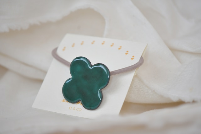 お花のヘアゴム お花のヘアゴム