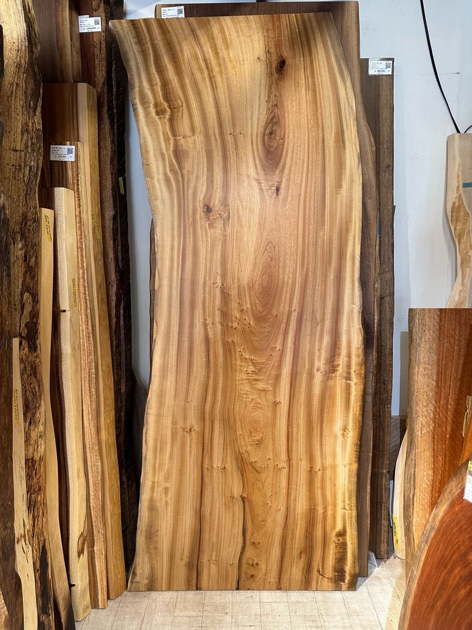 ✳️鹿児島県産楠一枚板天板、カウンター材加工済♦︎レジン、チギリ、ESHA塗装 ✳️鹿児島県産楠一枚板天板、カウンター材加工済♦︎レジン、チギリ