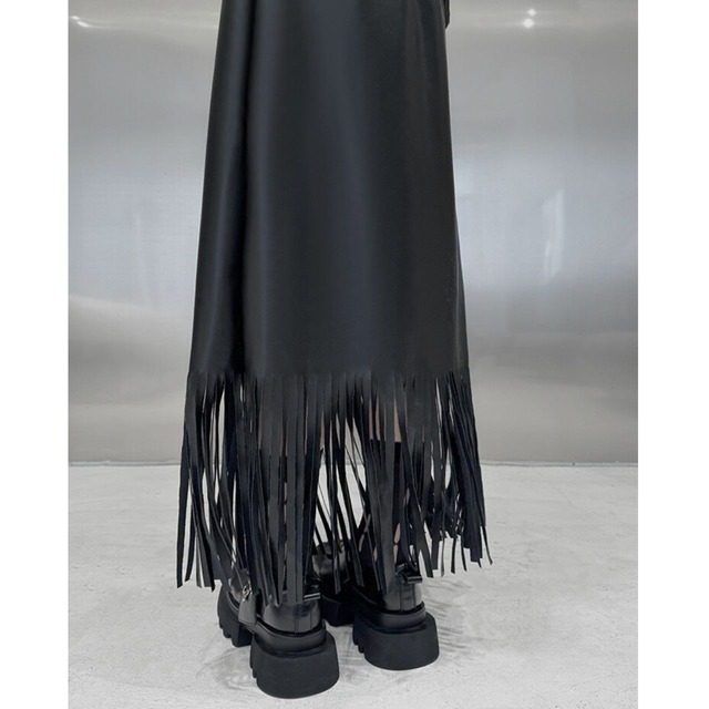 Tassel leather mid-length skirt C0499