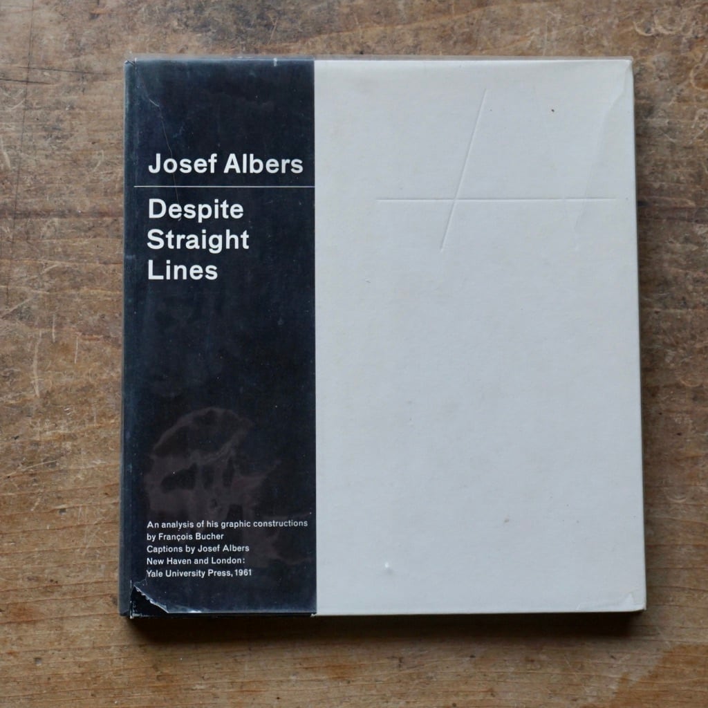 【絶版洋古書・サイン入り・稀少本】アルバース 　Josef Albers: Despite Straight Lines　1961 Yale University Press, New Haven  [ 310194385]