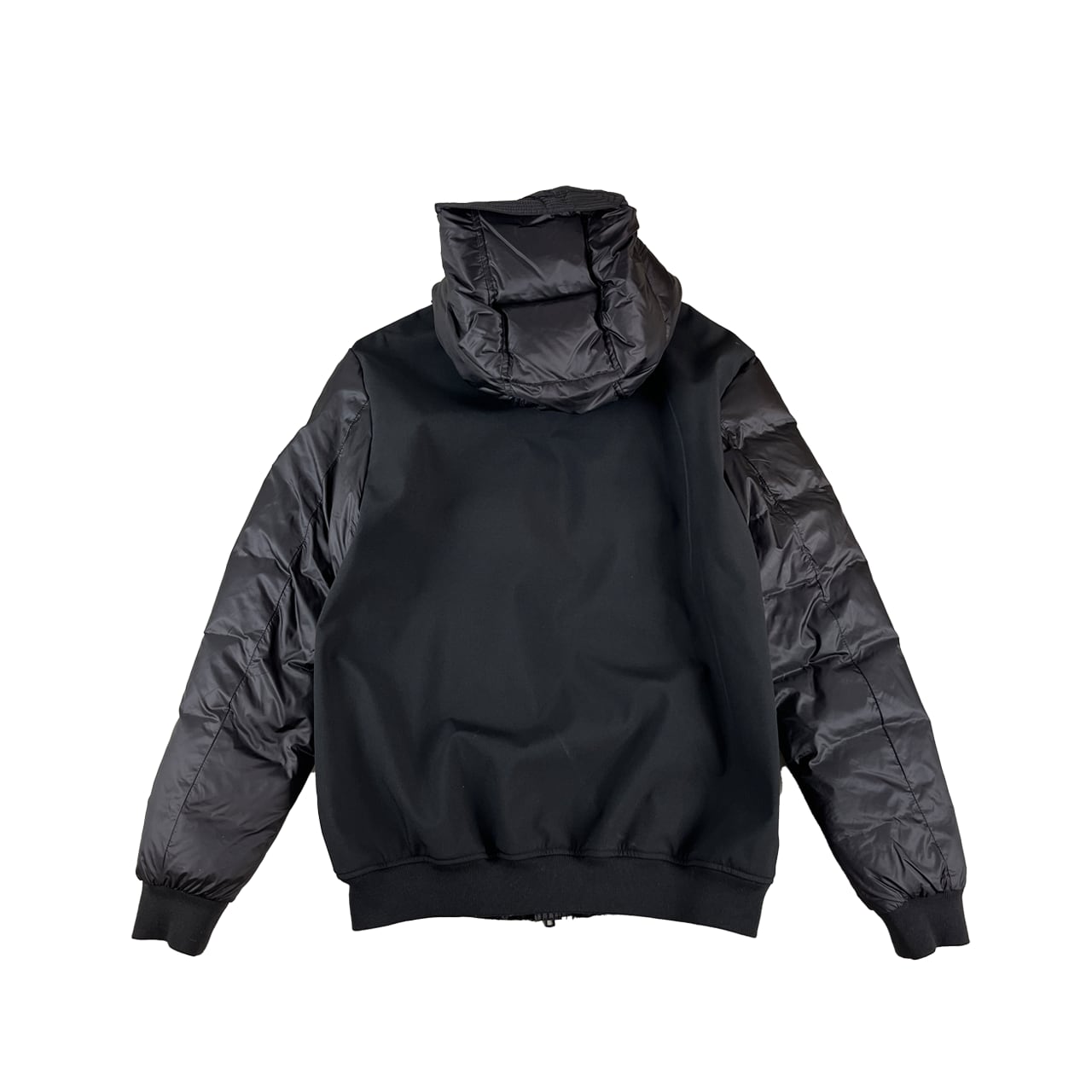 PMDS(320591114001)カモフラ 迷彩 ダウンジャケット フードブルゾン