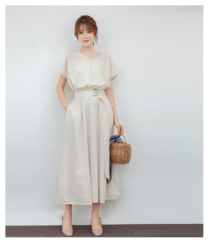 ワンピース ギャザー ロング Vネック