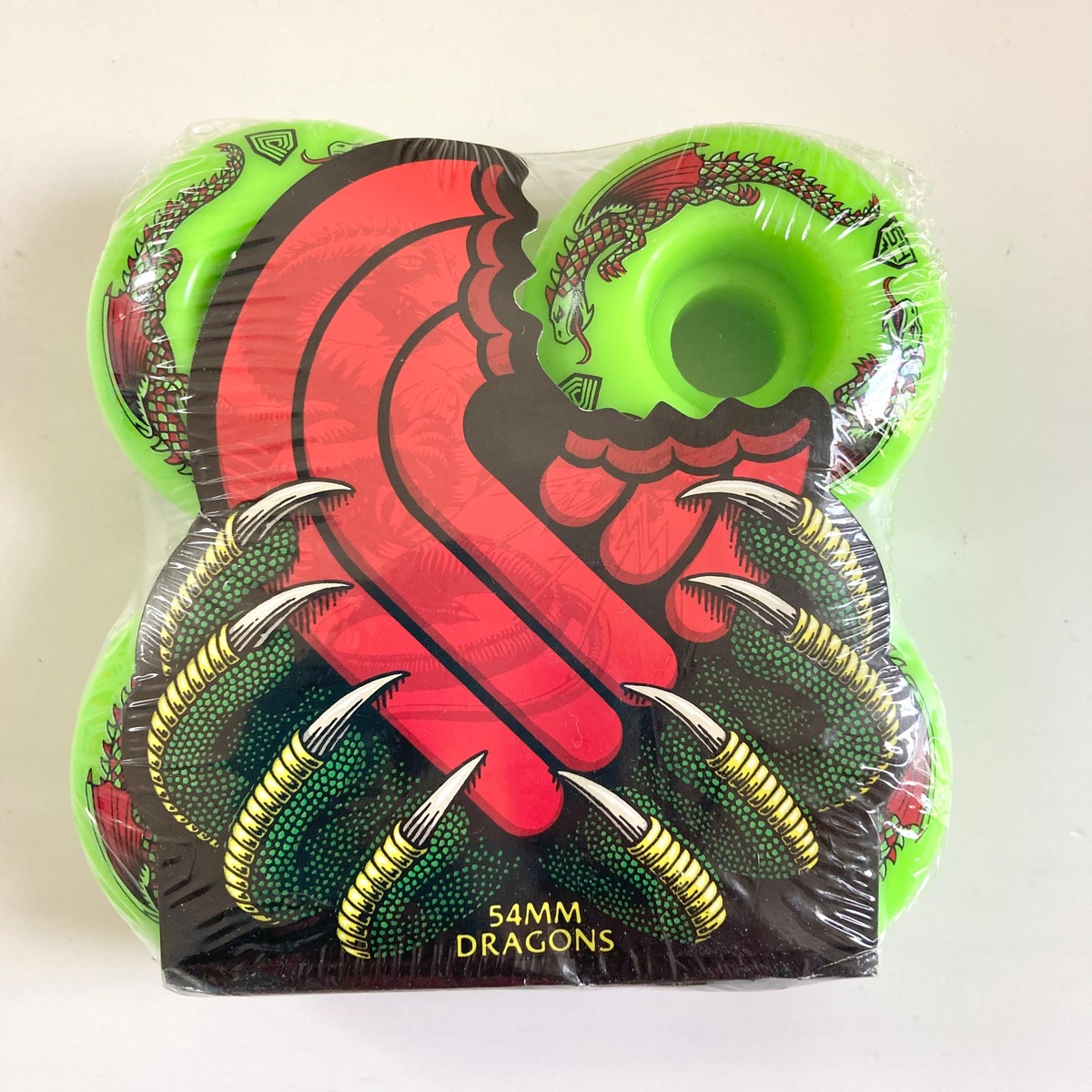 【再入荷】Powell Peralta Dragon Formula Green Dragon V4 Wheels 54mm 93a