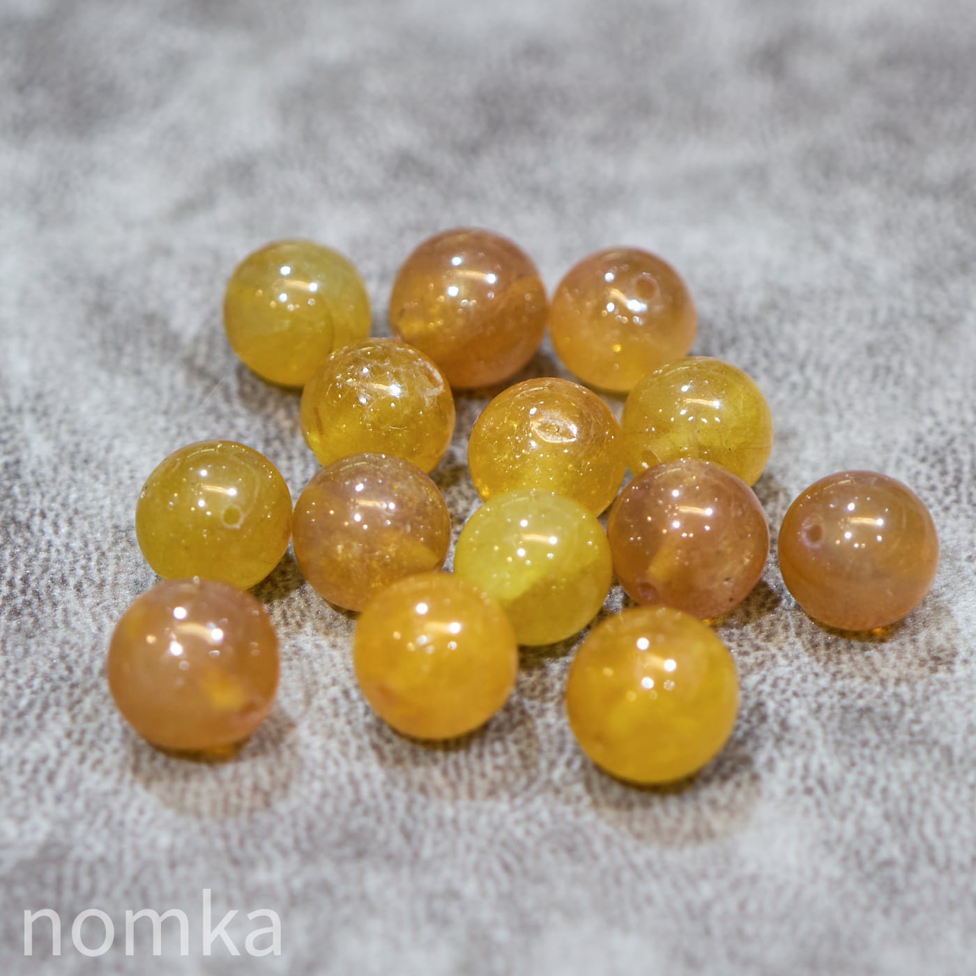 【木星の祝福を宿す黄金】スリランカ産 プクラジストーン/イエローサファイア (高品質/9.5mm) ビーズ/一粒売り