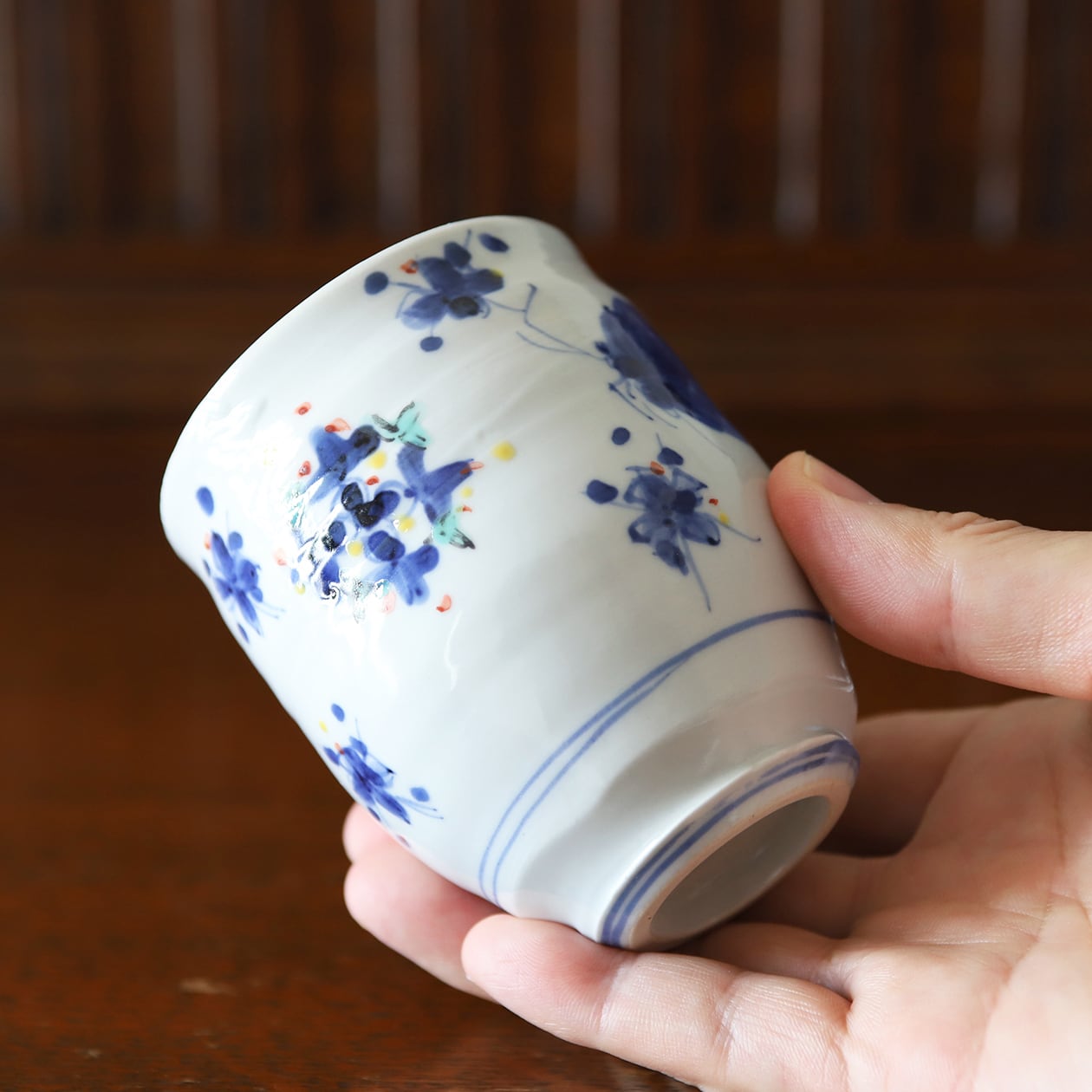 松風作 湯呑揃 共箱 以さむ刻 総彫 刷毛目 萬古焼 名工 松風作 湯呑揃 共箱 以さむ刻 総彫 刷毛目 萬古焼 名工 - メルカリ