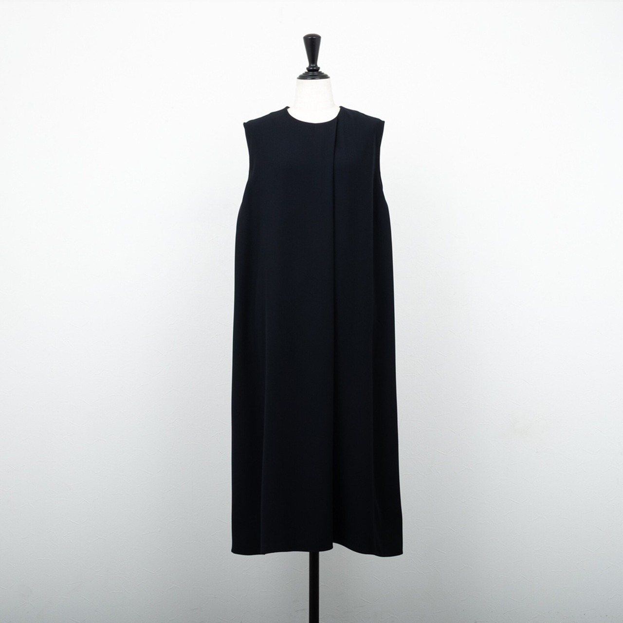 【Dignite collier／ディニテコリエ】ノースリーブタックワンピース（ネイビー） - 1