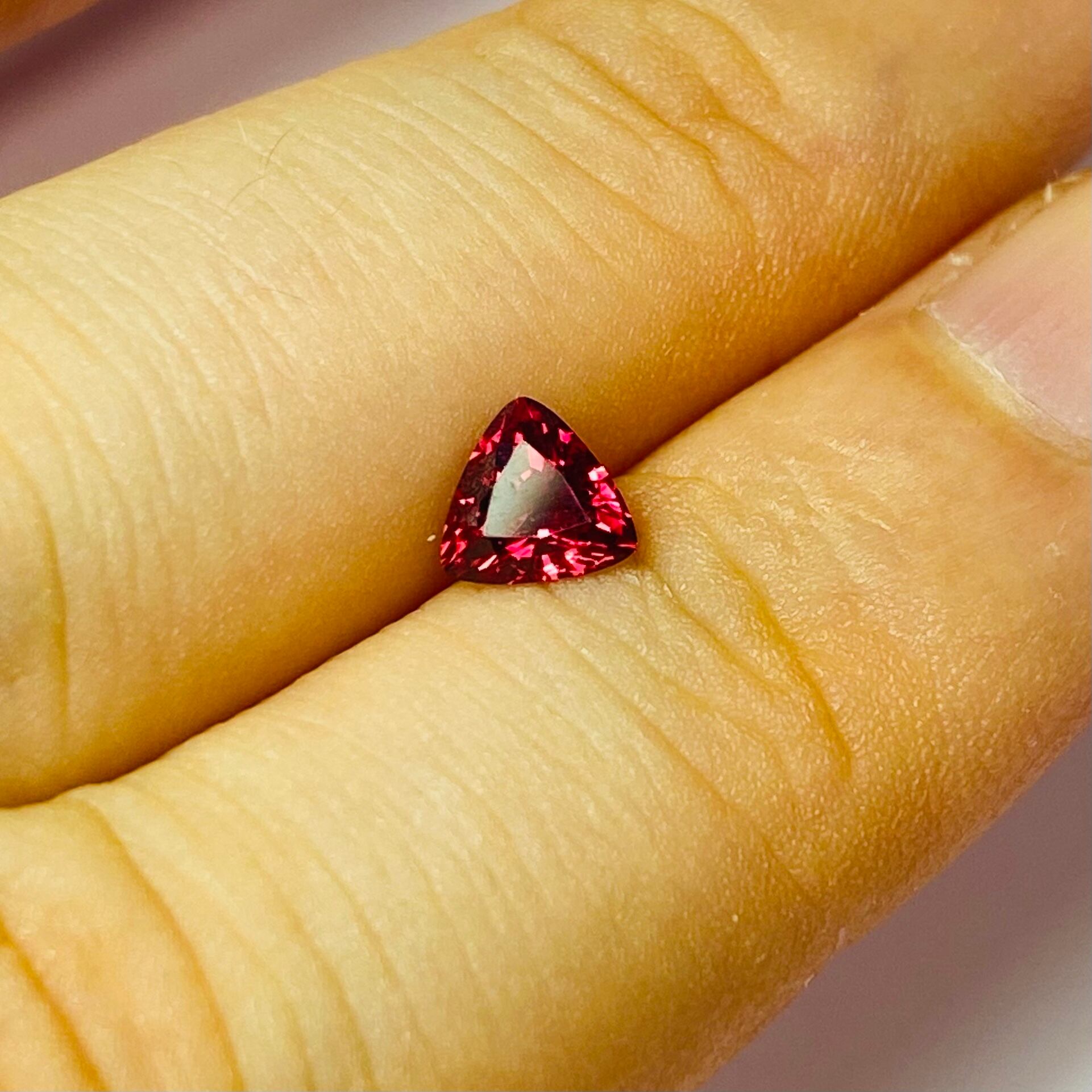 トリリアントなスピネル