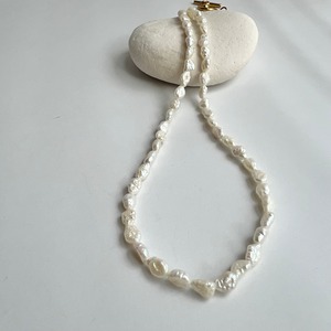 ケシパールショートネックレス