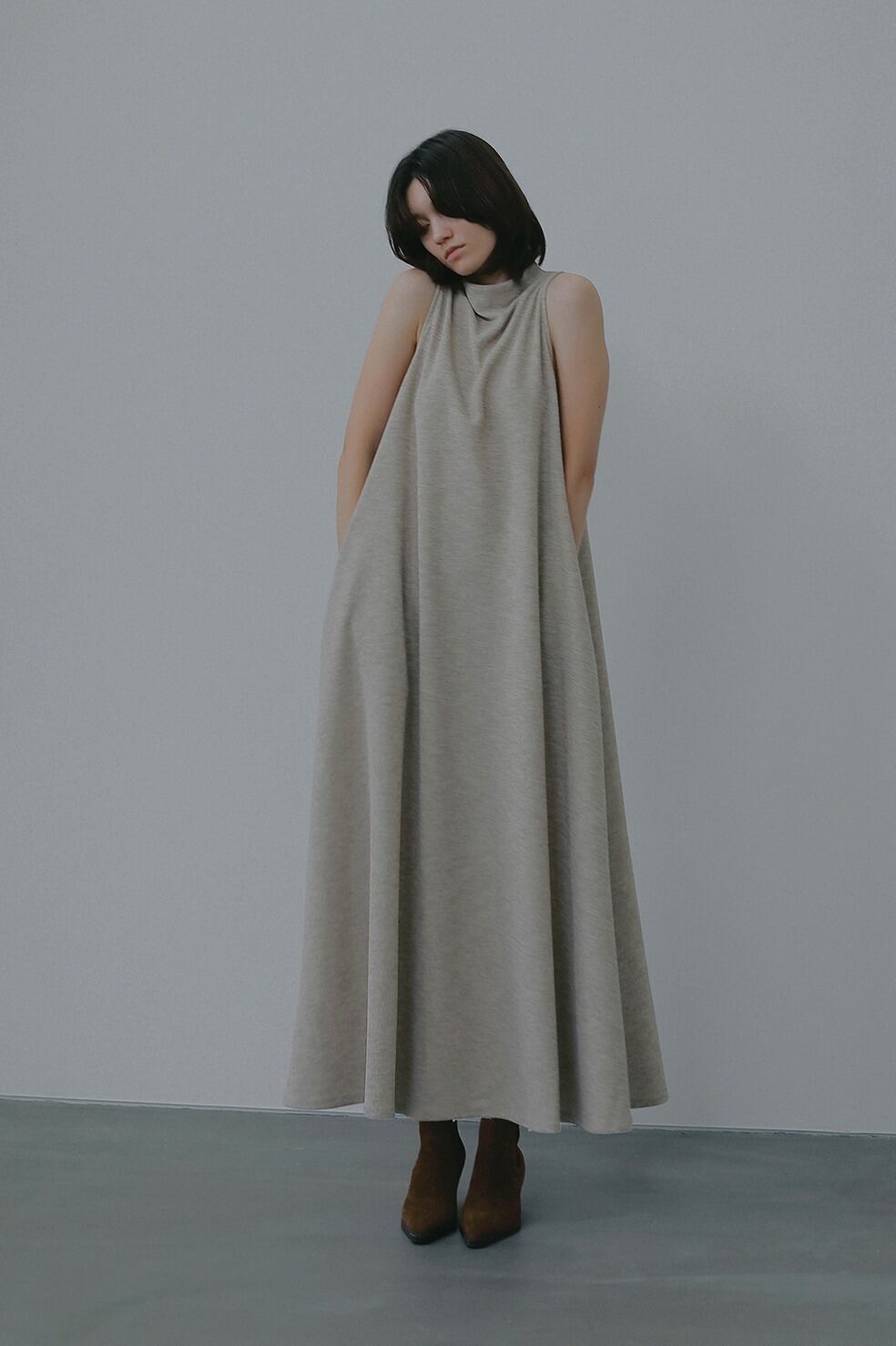 美品　MANOF / VOLUME SLEEVE ONE PIECE MANOF AMERICAN SLEEVE MININAL ONE PIECE 3色展開 | FLICKA ASHIYA