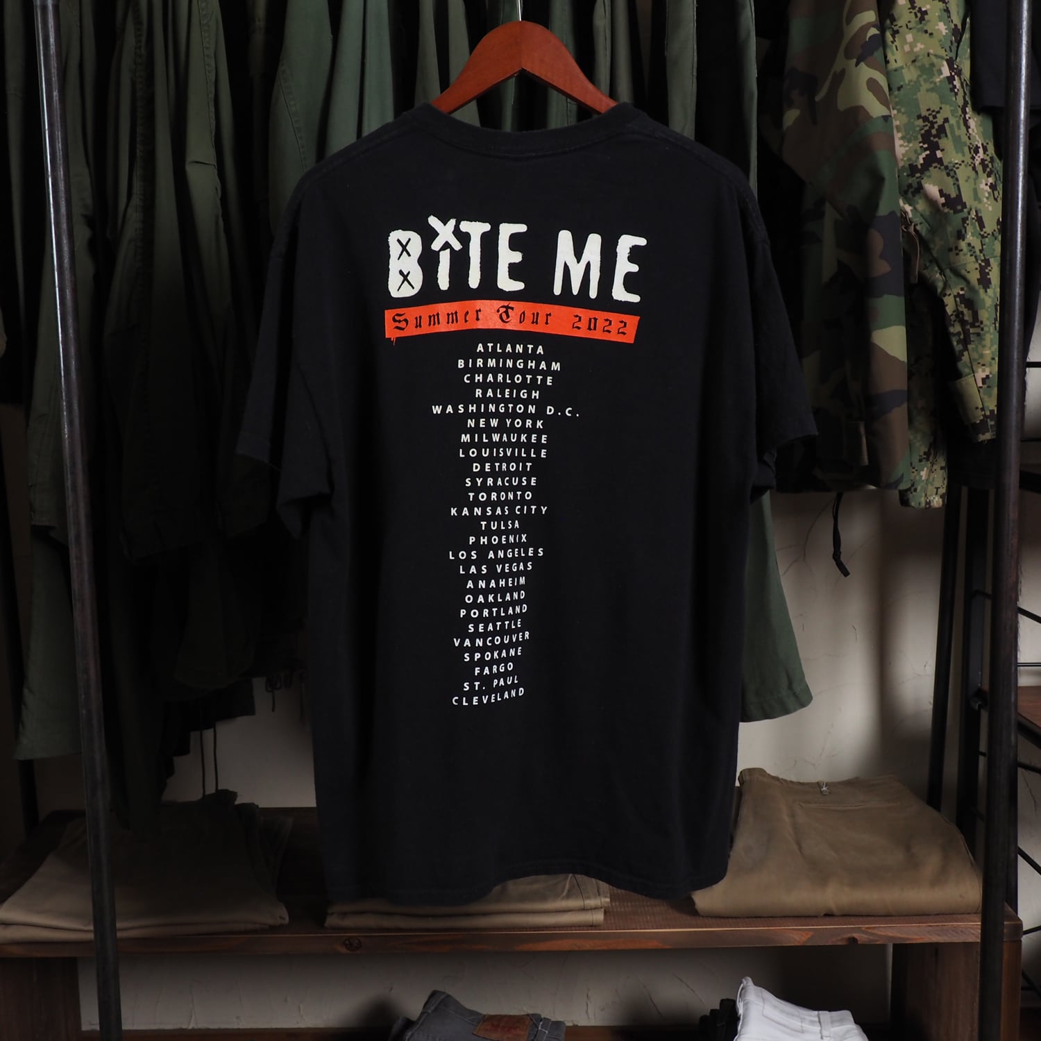 Avril Lavigne”Tour T-shirt | 古着屋シミー Avril Lavigne”Tour T-shirt | 古着屋シミー