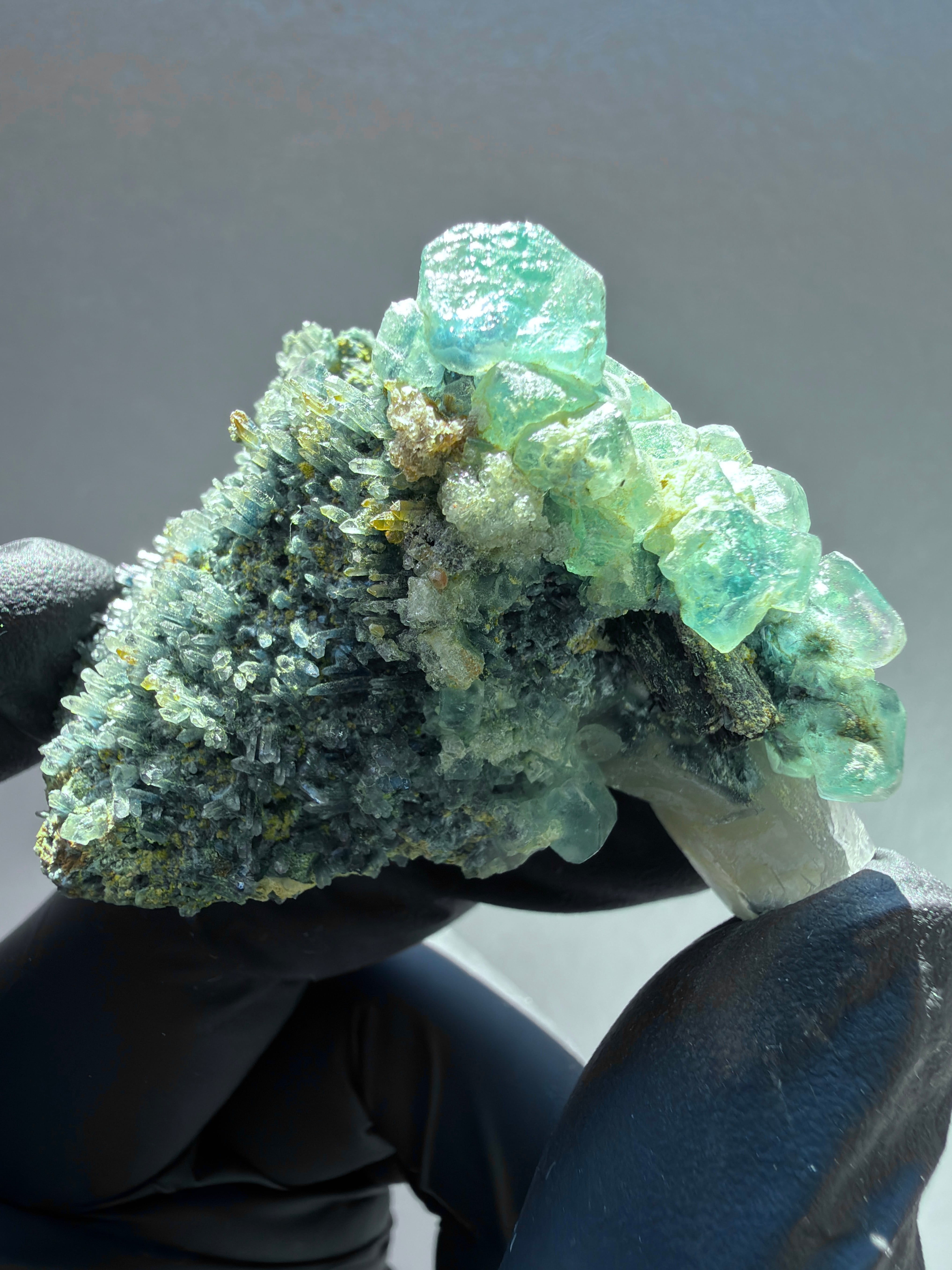 緑青色・青緑色のクリスタル | アトリエ セドナ