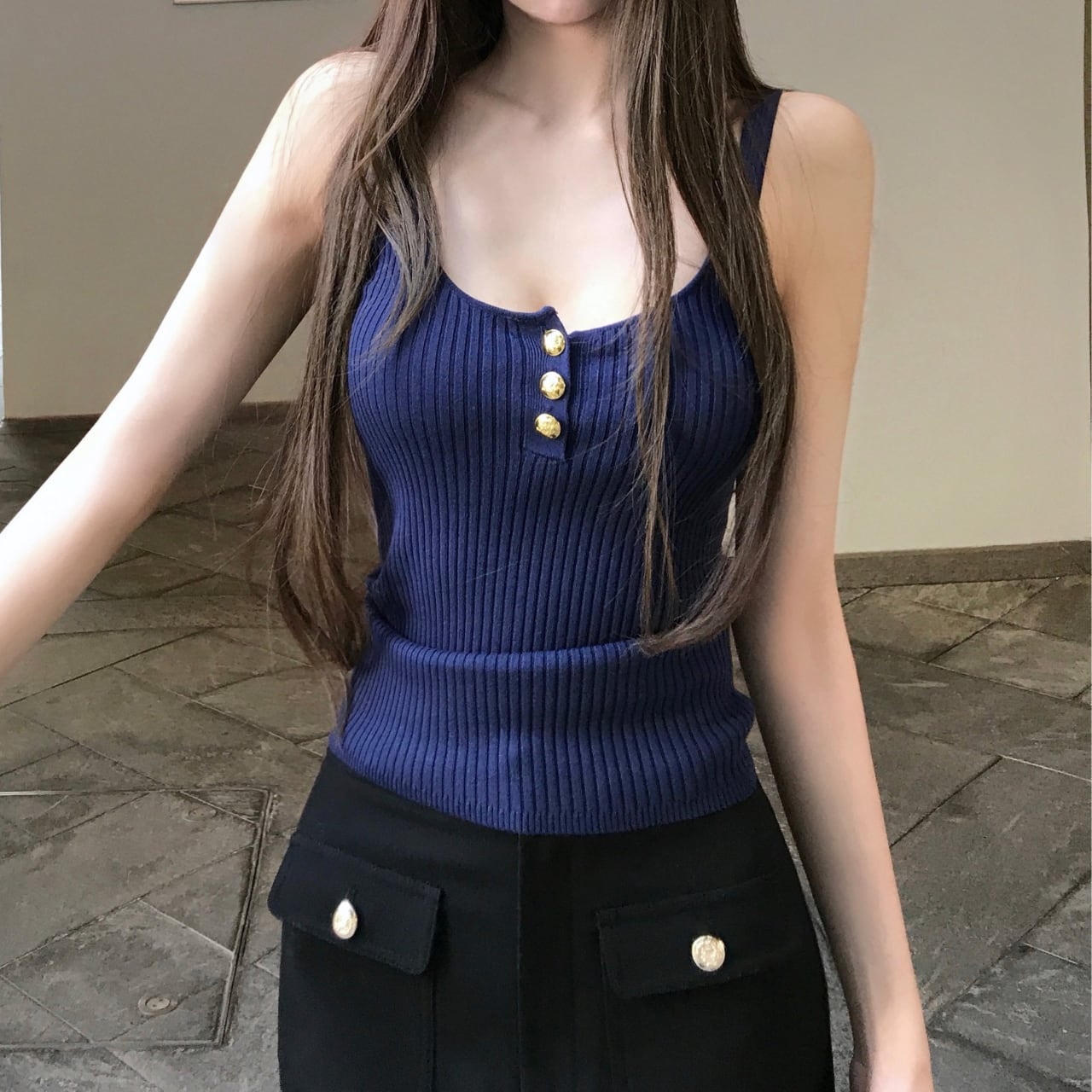 ゴールドボタンリブタンクトップ W00042