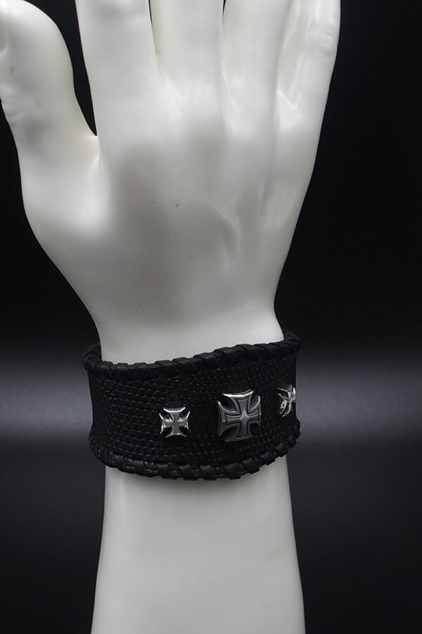 Item No.0420： IRON CROSS Bracelet/ Lizard《BLACK》 | Rizard