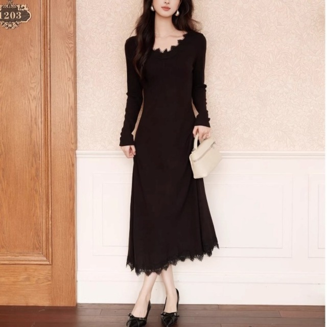 スカラップレース Vネック ロング ワンピース 239037