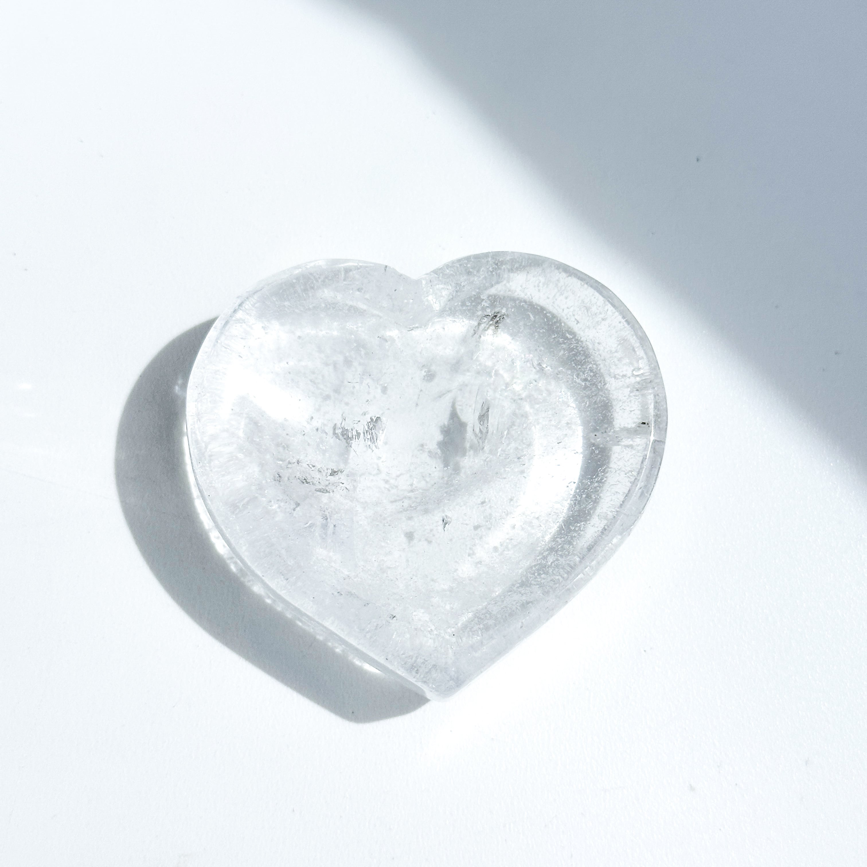 虹◎クリアクォーツハート型のうつわ 32◇ Clear Quartz ◇ 天然石