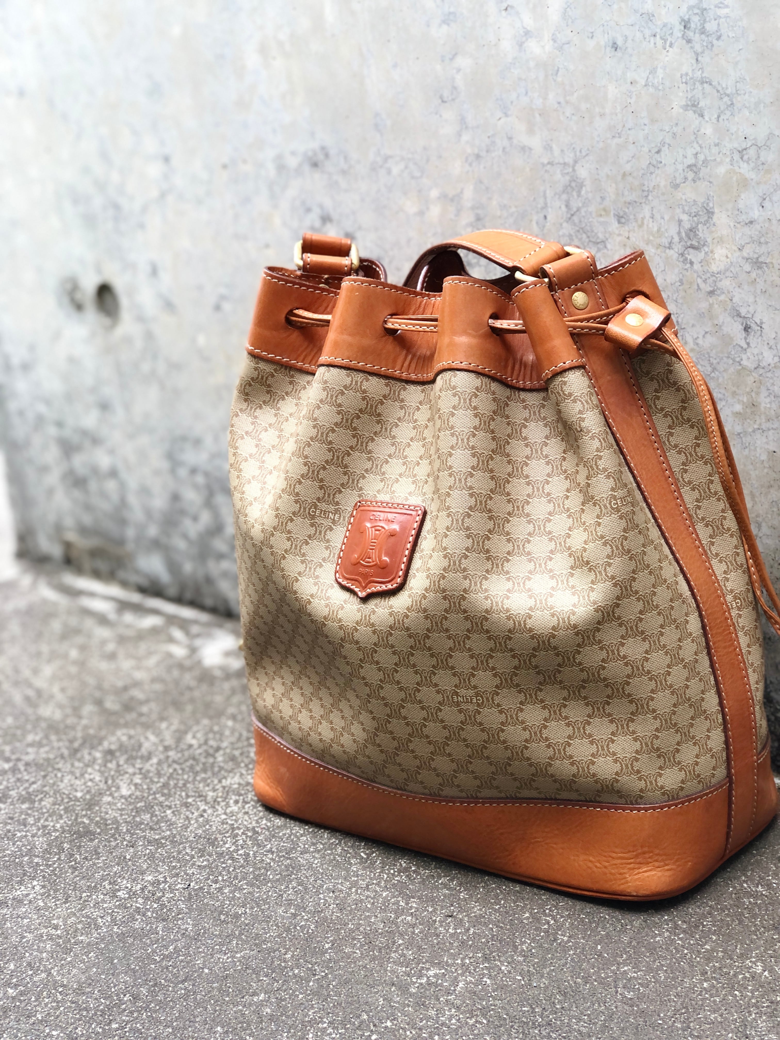 日本直送 名牌中古包 】CELINE セリーヌ マカダム ブラゾン型押し 巾着