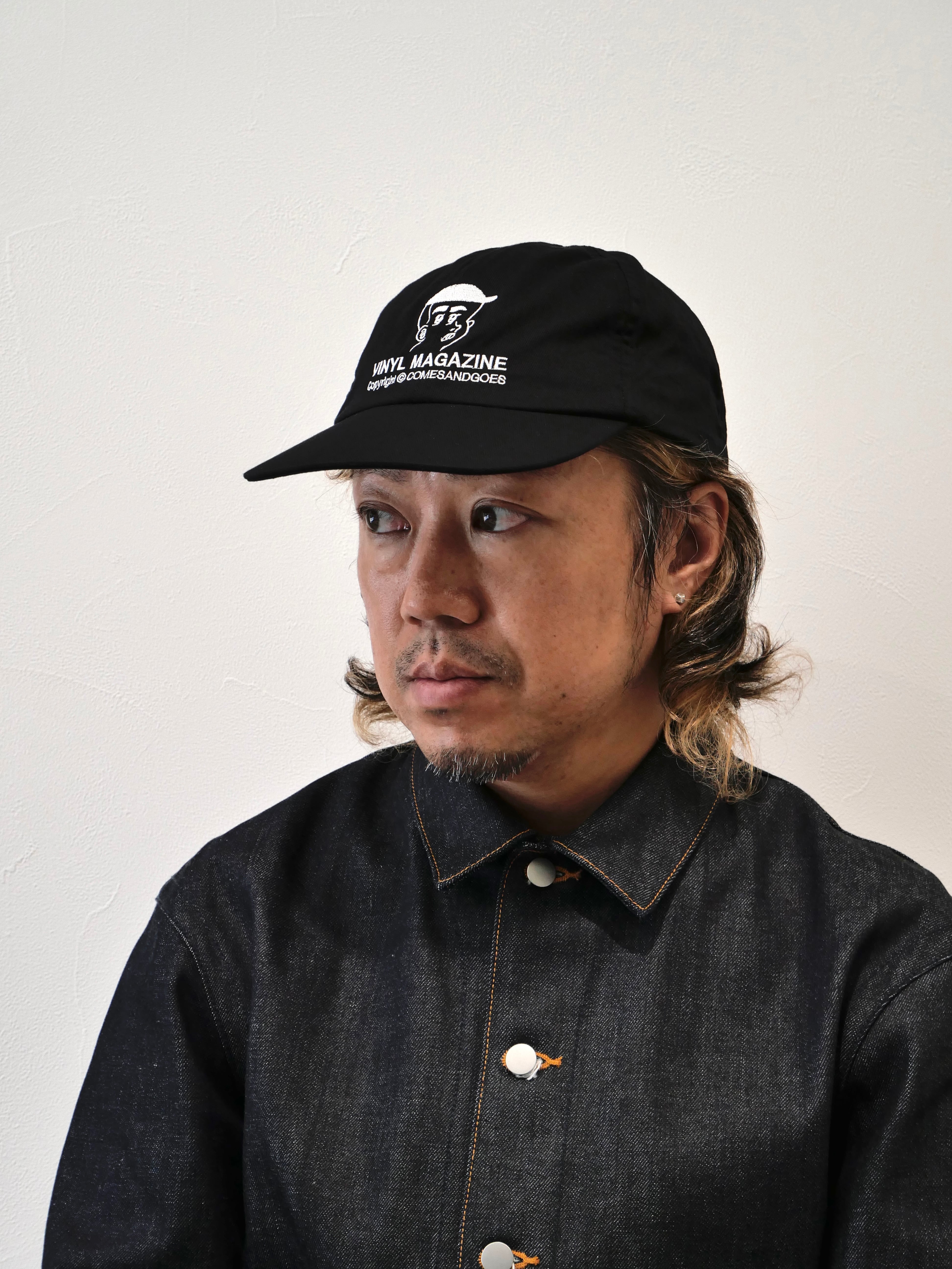 COMESANDGOES VINYL MAGAZINE CAP (Black) | CONSTRUCT1