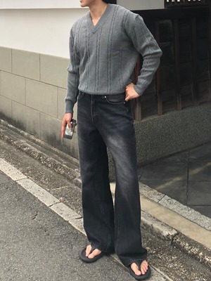 Relaxed Boots-cut Denim [Black]
