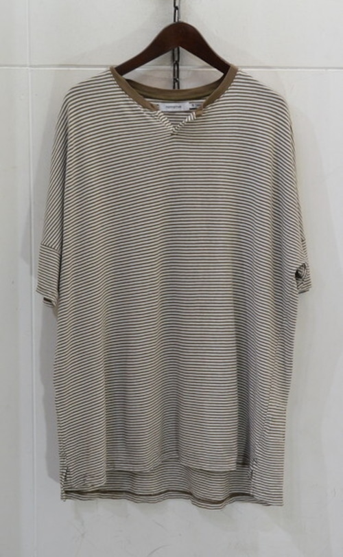 nonnative NN-C4419 CLERK S/S T-NECK TEE C/L PIQUE BORDER