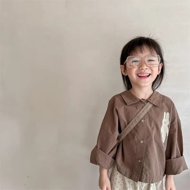 【取寄】うさぎプリントがほっこり可愛いシャツ