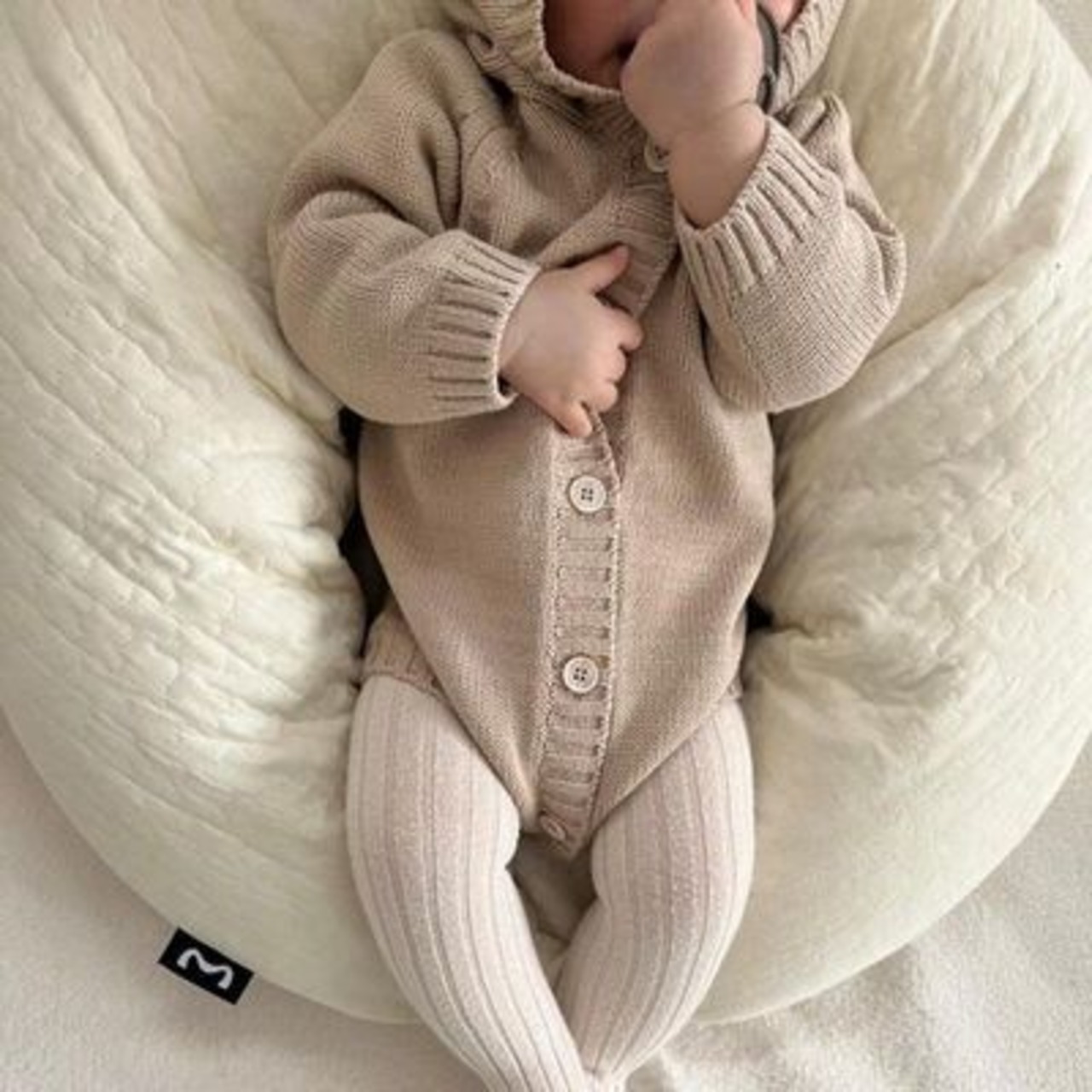 ベビー ロンパース こぐま  くま ニットセーター 長袖 赤ちゃん カバーオール ベビー服 オールインワン 男の子 女の子 ロンパース ルームウエア 長袖 カジュアル キッズ 子供 結婚式 ベビー 普段着 フォーマル 出産祝い 退院時 男女兼用の画像05
