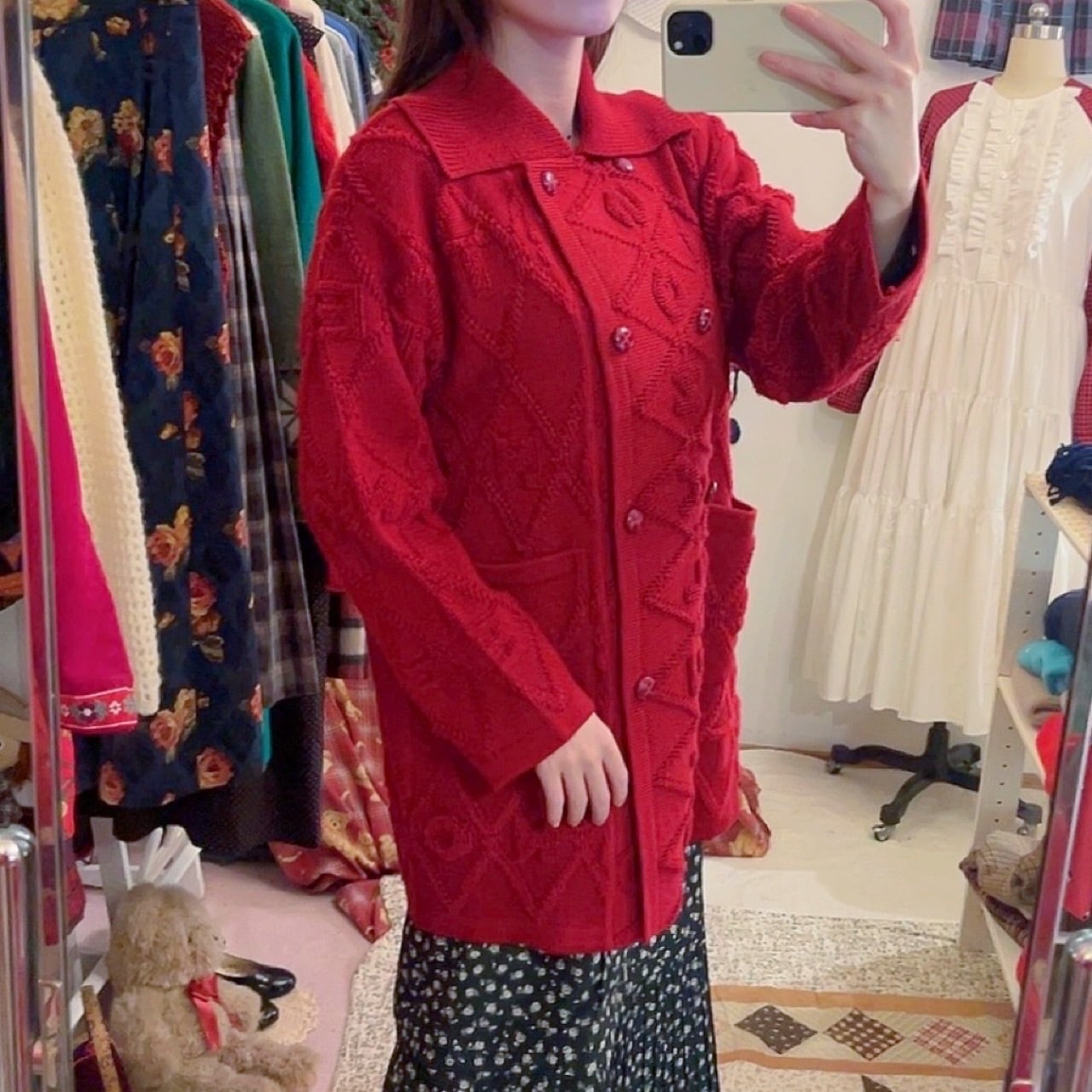 red diamond pattern double button knit