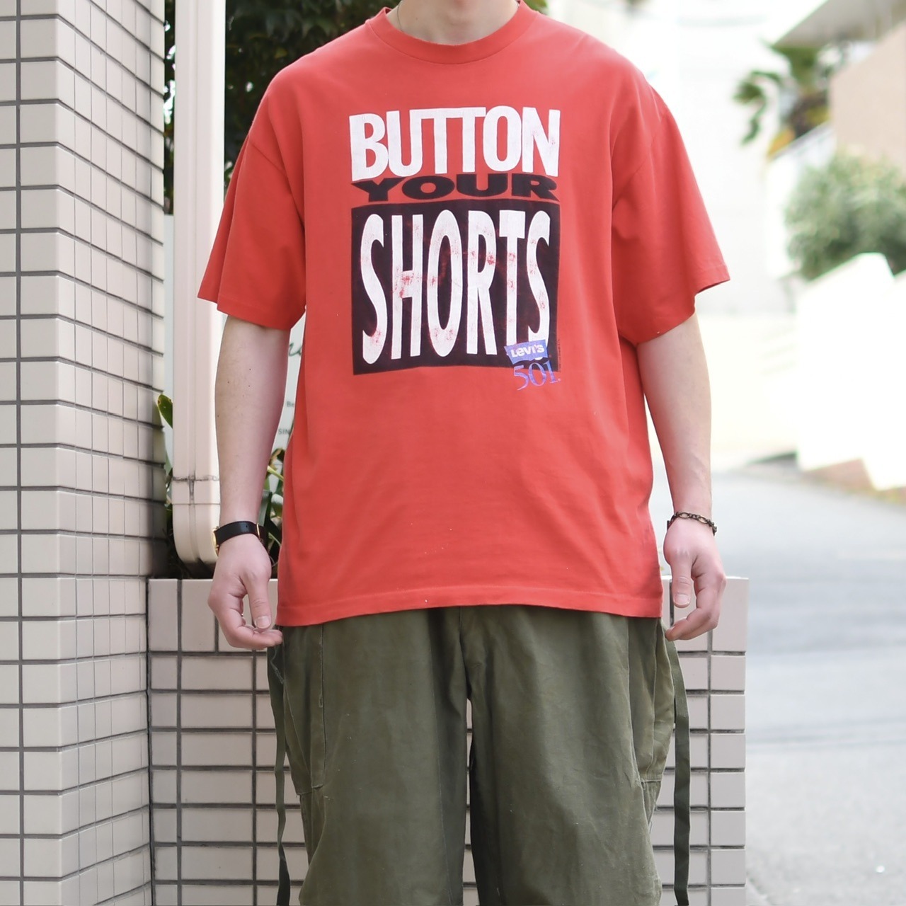 92's LEVI’S humor print tee