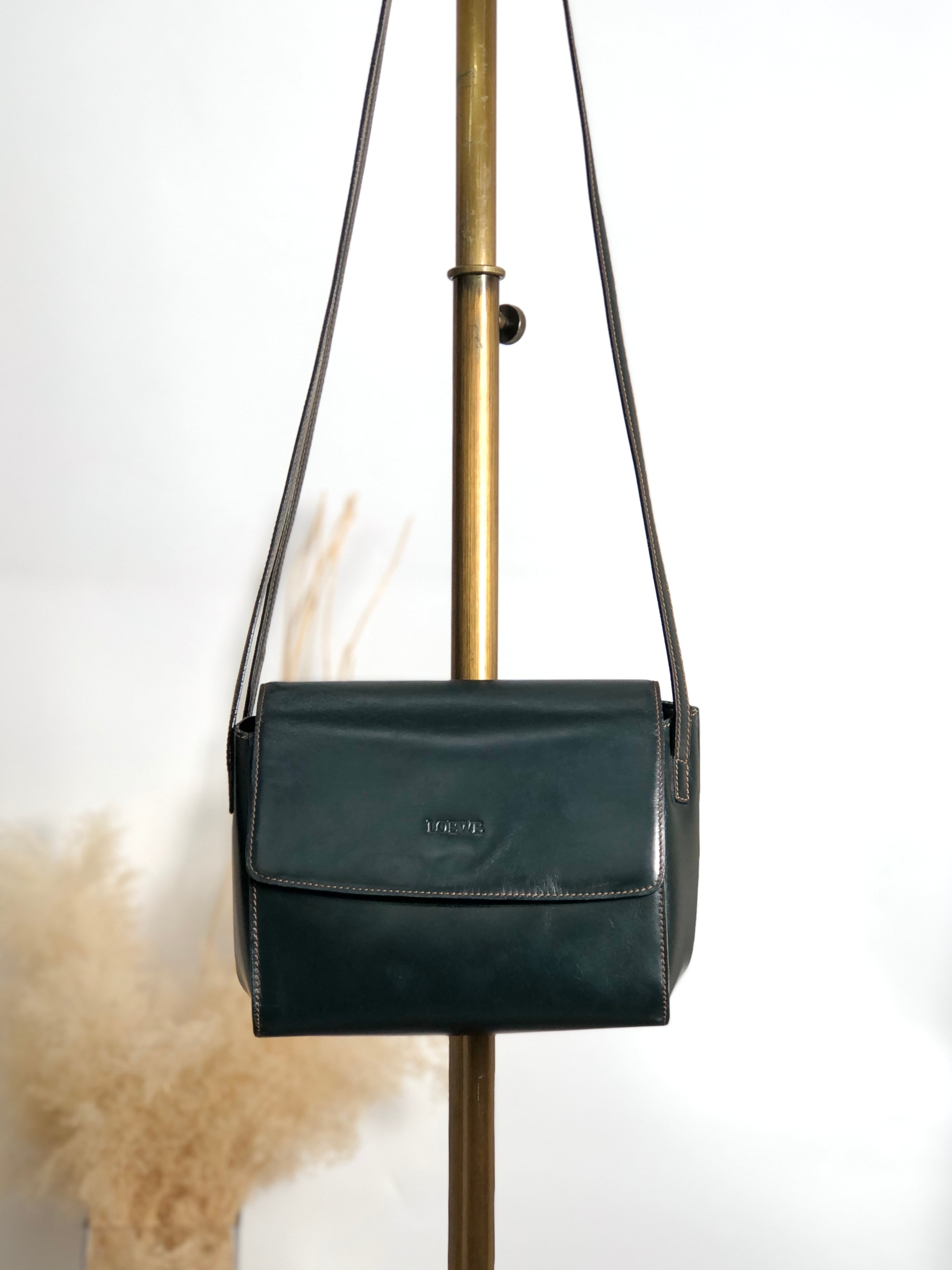 LOEWE ロエベ ショルダーバッグ ダークグリーン ロゴ レザー vintage